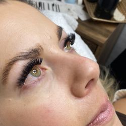 Lash Out Loud Esthetics - Volume Set