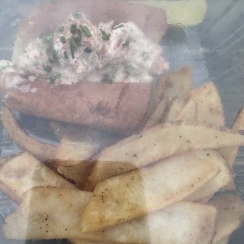 Morro Bay Lobster - Shrimp roll with fries - Food Trucks Near Me - Morro Bay, California Morro Bay Lobster - Shrimp roll with fries - Food Trucks Near Me - Morro Bay, California