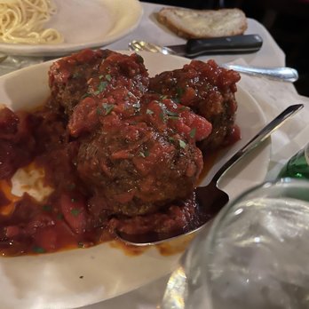 RAO’S - 289 Photos & 208 Reviews - 455 E 114th St, New York, New York ...