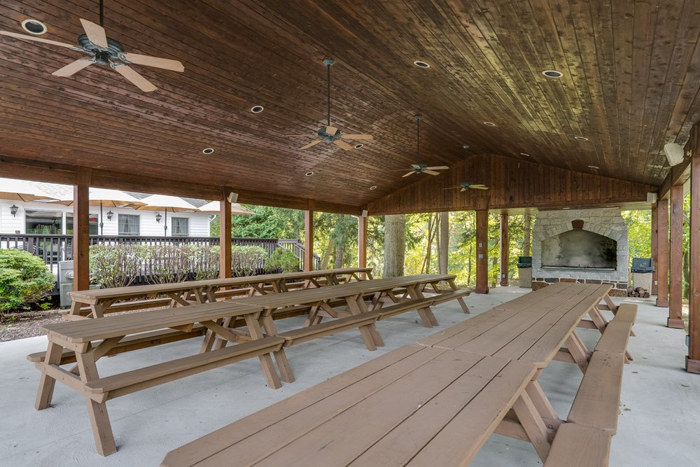 DEEP RUN Updated October 2024 31 Photos 18 Royal Oak Dr, Cream