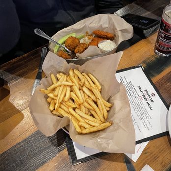 Hudson Tap - Boneless Wings w/ Fries - American Near Me - Hudson, Wisconsin