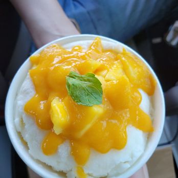 Anko - Mango shaved ice. Delicious, and pieces of mango are throughout the whole bowl of fine milk ice. - Desserts Near Me - Los Angeles, California