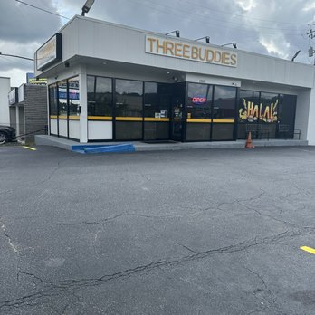 Three Buddies - The outside - Tacos Near Me - Chamblee, Georgia