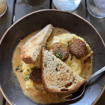 Bearcat CBD - Scallops and grits and sourdough toast - Coffee & Tea Near Me - New Orleans, Louisiana Bearcat CBD - Scallops and grits and sourdough toast - Coffee & Tea Near Me - New Orleans, Louisiana
