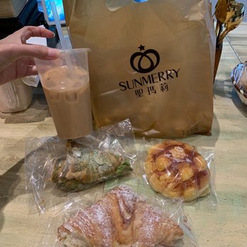 Sunmerry Coffee - The honey lavender latte, matcha croissant, almond croissant, and the bolo bread - Coffee & Tea Near Me - Brea, California Sunmerry Coffee - The honey lavender latte, matcha croissant, almond croissant, and the bolo bread - Coffee & Tea Near Me - Brea, California