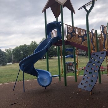 Willow Creek Park - Play structure - Parks Near Me - Iowa City, Iowa Willow Creek Park - Play structure - Parks Near Me - Iowa City, Iowa