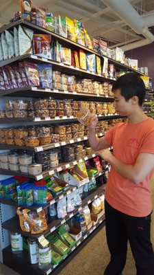 MOM's Organic Market by null