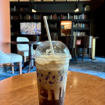 Le Petit Cafe - Iced Mocha - Cafes Near Me - Lake Buena Vista, Florida Le Petit Cafe - Iced Mocha - Cafes Near Me - Lake Buena Vista, Florida