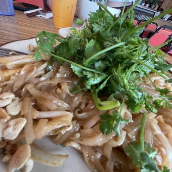 Pho Saigon - Tofu pad Thai. - Vietnamese Near Me - Vancouver, Washington Pho Saigon - Tofu pad Thai. - Vietnamese Near Me - Vancouver, Washington