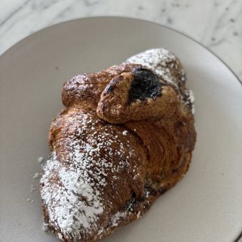 Arsicault Bakery - Blackberry almond croissant - Bakeries Near Me - San Francisco, California Arsicault Bakery - Blackberry almond croissant - Bakeries Near Me - San Francisco, California