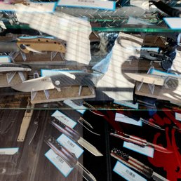 Knives Knives