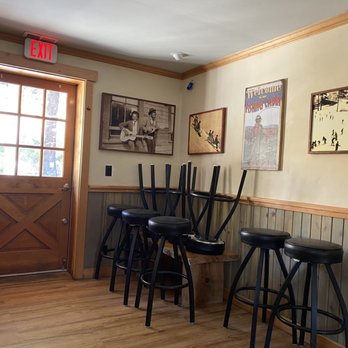 Methow Valley Ciderhouse - a row of bar stools - Cideries Near Me - Winthrop, Washington