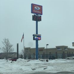 Holiday Station Store - Easy to see