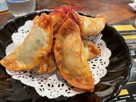 KAMINARI GYOZA BAR by null