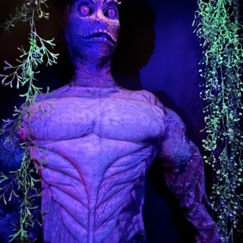 Roswell UFO Spacewalk - Why hello big fellow, what's your name? - Art Galleries Near Me - Roswell, New Mexico Roswell UFO Spacewalk - Why hello big fellow, what's your name? - Art Galleries Near Me - Roswell, New Mexico