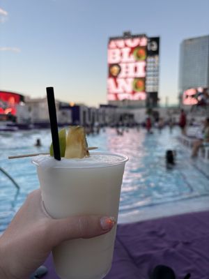 Boulevard Pool by null