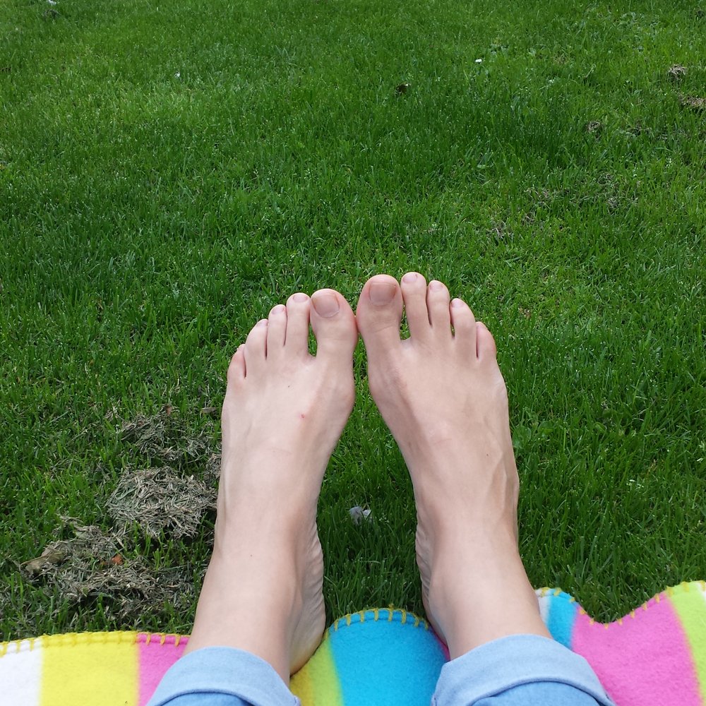 Stadpark Valkenberg - Grass + feet = happy - Parks Near Me - Breda, New Brunswick