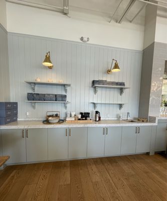 Mend Coffee & Goods by null