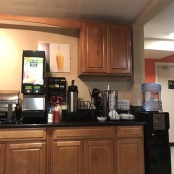 Best Western Braselton Inn - BEVERAGE AREA FOR BREAKFAST. - Hotels Near Me - Braselton, Georgia Best Western Braselton Inn - BEVERAGE AREA FOR BREAKFAST. - Hotels Near Me - Braselton, Georgia