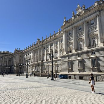 Palacio Real de Madrid - Landmarks & Historical Buildings Near Me - Madrid, M Palacio Real de Madrid - Landmarks & Historical Buildings Near Me - Madrid, M
