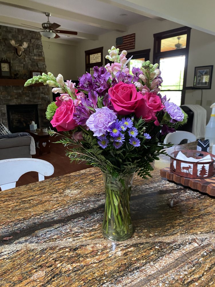 HATLER FLORIST & GIFT GALLERY Updated July 2024 16 Photos 202