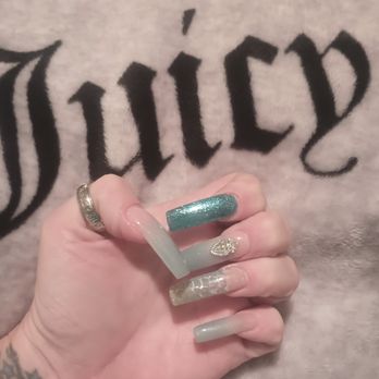Lee Nails - Nail Salons Near Me - Cincinnati, Ohio Lee Nails - Nail Salons Near Me - Cincinnati, Ohio