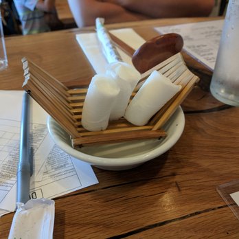 DOMU - Warm towels pre meal - Ramen Near Me - Jacksonville, Florida