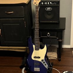 Cash America Pawn - Squire Jazz Bass w/ Peavey practice amp