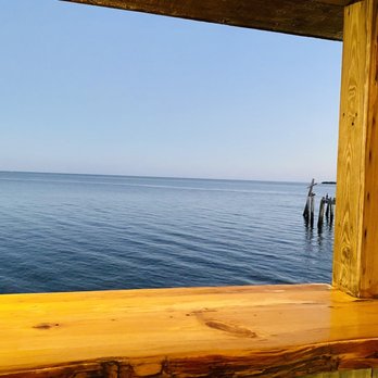 83 West - Gorgeous views of the Gulf... - Seafood Near Me - Cedar Key, Florida