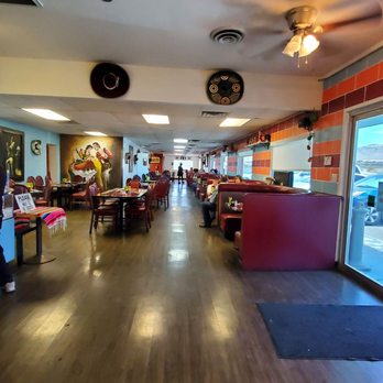 El Torito Cafe - Dining room - Mexican Near Me - Henderson, Nevada