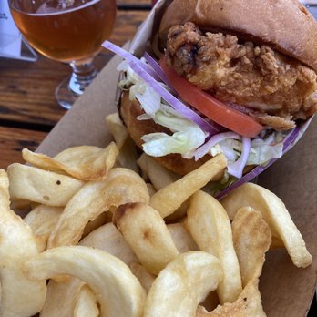 Scratch Cookery - Classic chicken sandwich - Food Trucks Near Me - San Jose, California Scratch Cookery - Classic chicken sandwich - Food Trucks Near Me - San Jose, California