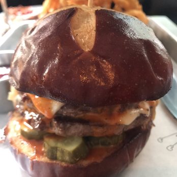 Emily - Burger, omg so good! - Pizza Near Me - New York, New York Emily - Burger, omg so good! - Pizza Near Me - New York, New York