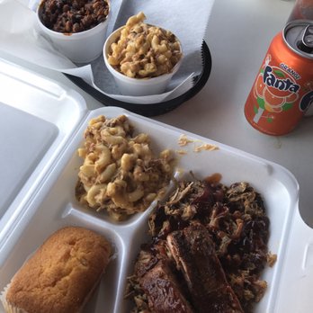 The Pig Rig BBQ - Barbeque Near Me - Wallingford, Connecticut