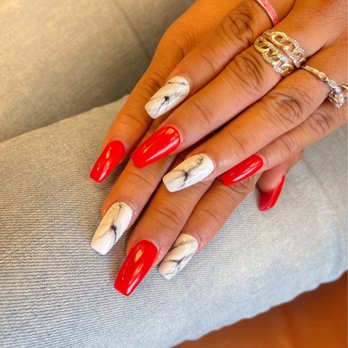 Diamond Nails and Spa - Nail Salons Near Me - Bellingham, Washington