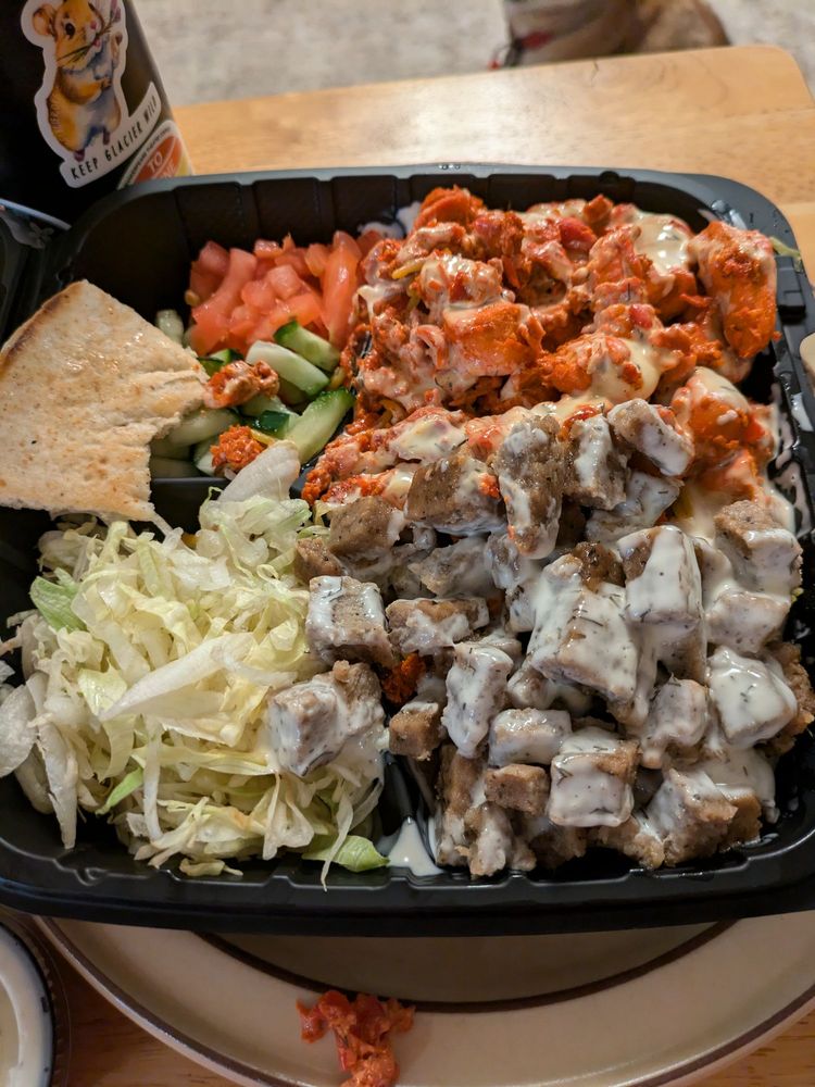 Food from Gyro Hub