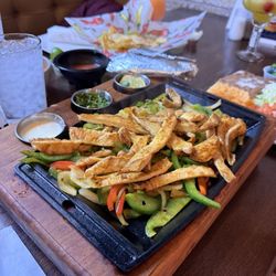 La Monarca Bar And Grill - Chicken fajita