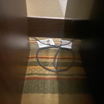 Super 8 by Wyndham Sterling - Roach traps - Hotels Near Me - Sterling, Colorado Super 8 by Wyndham Sterling - Roach traps - Hotels Near Me - Sterling, Colorado