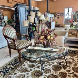 Passiton Consignment Of Home Decor - The owner, Toni, does an excellent job conveying the beautiful pieces she sells