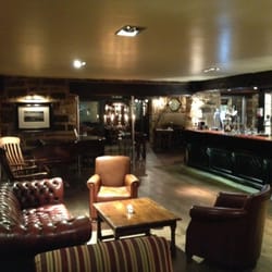 Red Lion Pub & Bistro