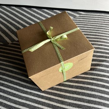 Daniel Saravia Cakes - Cute Packaging - Custom Cakes Near Me Daniel Saravia Cakes - Cute Packaging - Custom Cakes Near Me