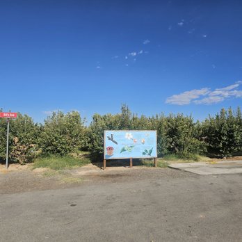 Gilcrease Orchard - Fruits & Veggies Near Me - Las Vegas, Nevada Gilcrease Orchard - Fruits & Veggies Near Me - Las Vegas, Nevada
