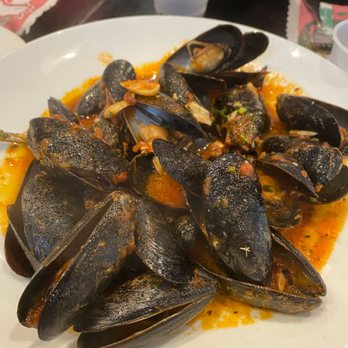 Randazzo's Clam Bar - Awesome zuppa da Mussels - Seafood Near Me - Brooklyn, New York Randazzo's Clam Bar - Awesome zuppa da Mussels - Seafood Near Me - Brooklyn, New York