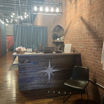 Aura Sauna Studio - Front desk - Saunas Near Me - Pittsburgh, Pennsylvania