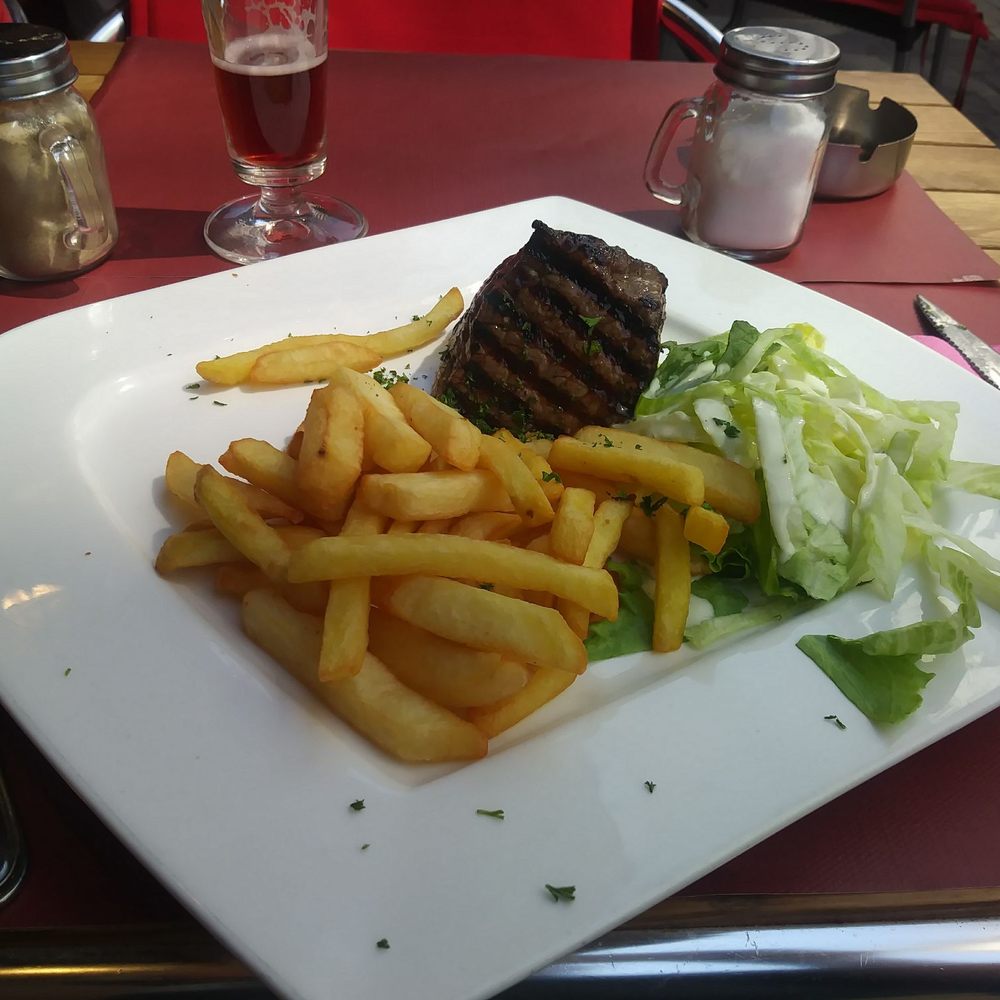La Luna Di Venezia - Steak with green peppercorn - Italian Near Me - Brussels, BRU La Luna Di Venezia - Steak with green peppercorn - Italian Near Me - Brussels, BRU