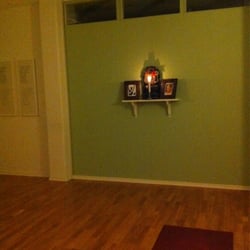 Ashtanga Yoga Shala - Shalan