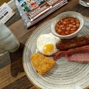 The Crown Rivers - small breakfast plate - British Near Me - Hounslow, XGL The Crown Rivers - small breakfast plate - British Near Me - Hounslow, XGL