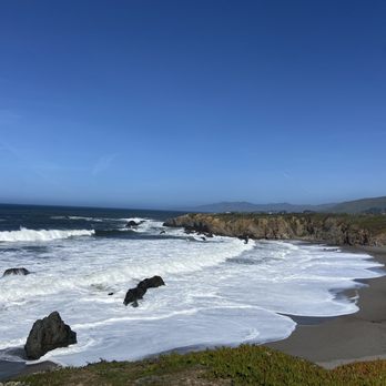 Schoolhouse Beach - Beaches Near Me - Bodega Bay, California Schoolhouse Beach - Beaches Near Me - Bodega Bay, California