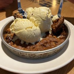 Chocolate Chunk Pizookie Chocolate Chunk Pizookie