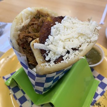 Aleida’s Restaurant - Arepa Pabellon - Mexican Near Me - Cedar Park, Texas