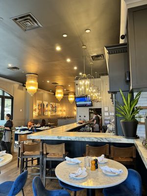 J.Theodore Restaurant & Bar by null